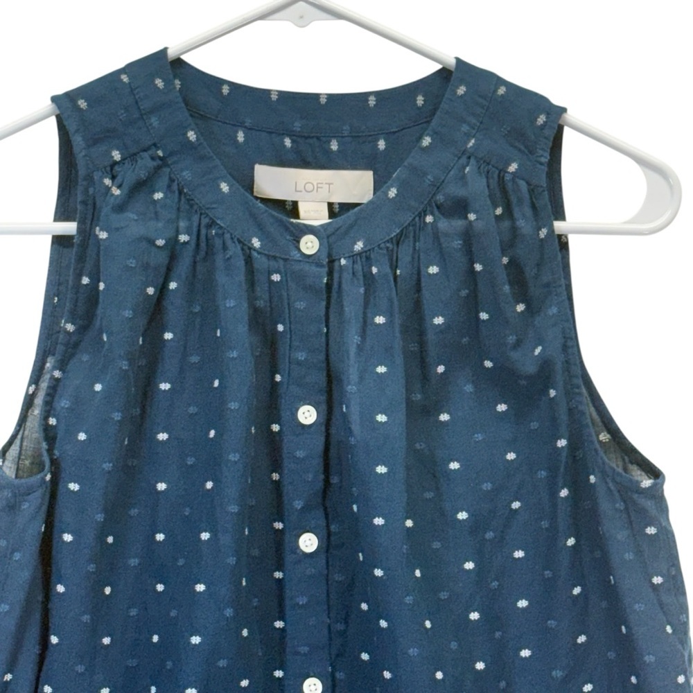 LOFT Navy Polka Dot Sleeveless Top NWT
Size XS - Picture 2 of 10